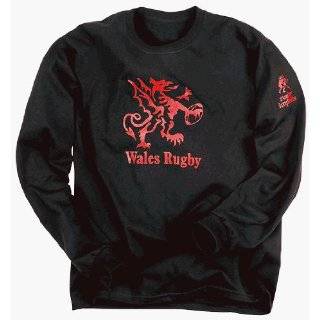  Welsh Dragon, Wales CYMRU, Black Soccer T shirt: Clothing