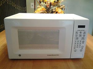 Oster Ogb61101 1.1 Cubic Foot Digital Microwave Oven